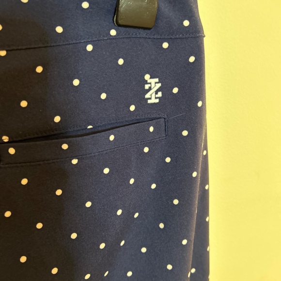 IZOD GOLF POLKA DOT PANTS (Tights) - Picture 3 of 6